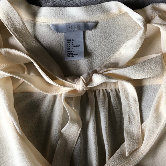 Blouse - Picture 3 of 3